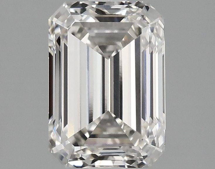 Loose Lab Diamond - IGI Emerald 2.07ct G VVS2: Loose Lab Diamond - IGI Emerald 2.07ct G VVS2 A stunning lab-grown emerald-cut diamond, certified by the International Gemological Institute (IGI), boasts exceptional clarity and color. Weighing 2.07