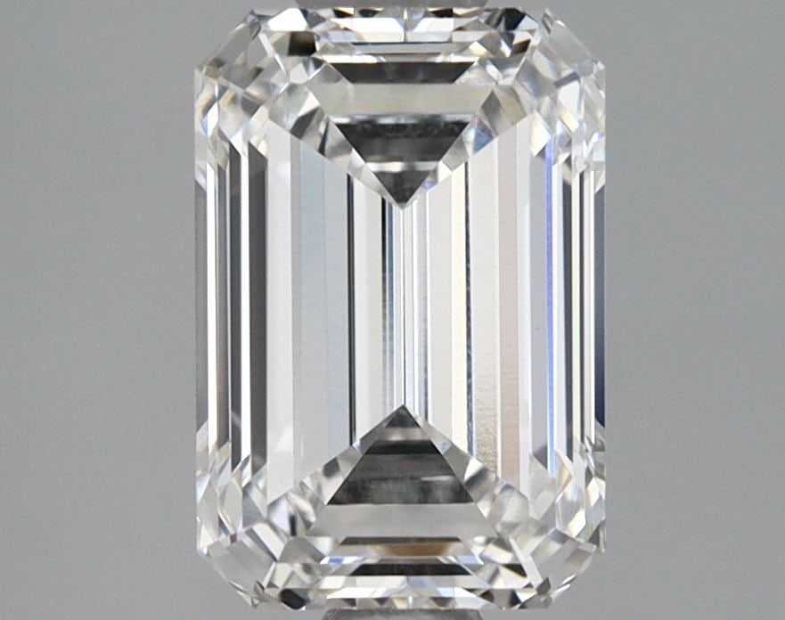 Loose Lab Diamond - GIA Emerald 1.63ct F VVS2: Loose Lab Diamond - GIA Emerald 1.63ct F VVS2 A rare and exceptional lab-grown diamond, certified by the prestigious GIA as an Emerald cut, boasts a vibrant F color, flawless VVS2 clarity, and impress