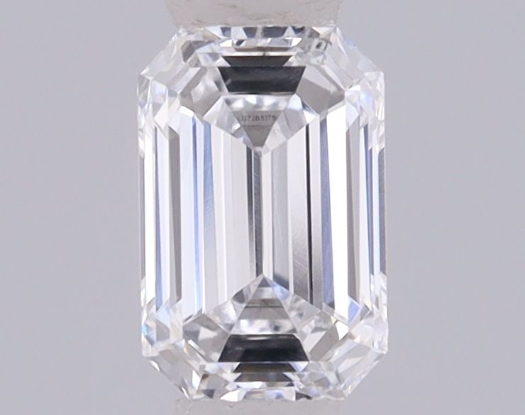 Loose Lab Diamond - IGI Emerald 0.4ct D IF: Loose Lab Diamond - IGI Emerald 0.4ct D IF Experience the beauty of a lab-grown diamond, certified by IGI as an exceptional 0.4ct Emerald cut with a dazzling D color and flawless IF clarity. This rare
