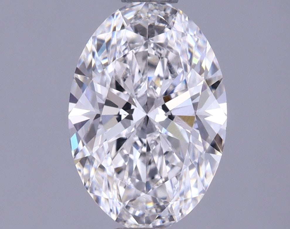 IGI Oval 1.15ct E VVS2 Loose Lab Diamond: IGI Oval 1.15ct E VVS2 Loose Lab Diamond Experience the beauty of a lab-grown diamond, certified by IGI as a stunning 1.15ct E VVS2 Oval cut gemstone. Its exceptional clarity and color make it a rare