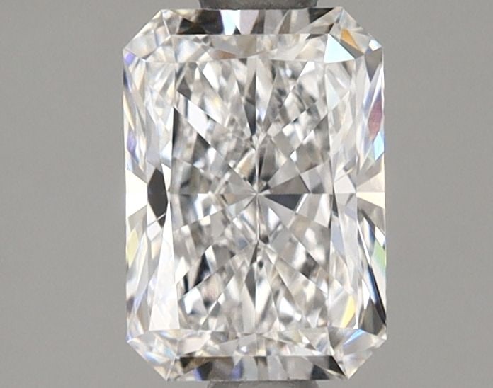 Loose Lab Diamond - GIA Radiant 1.09ct E VVS2: Loose Lab Diamond - GIA Radiant 1.09ct E VVS2 A truly unique and exceptional diamond, this GIA-certified lab-grown gem boasts an impressive 1.09 carats of radiant brilliance with a color grade of E (n