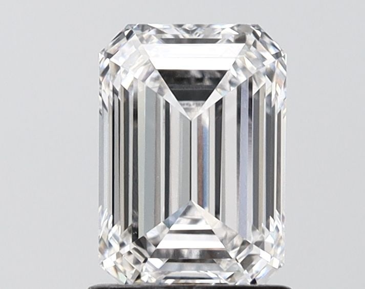 Loose Lab Diamond - IGI Emerald 1.43ct E VVS2: Loose Lab Diamond - IGI Emerald 1.43ct E VVS2 Experience the beauty of a lab-grown diamond, certified by the International Gemological Institute (IGI) as an E color, VVS2 clarity, and EX polish. This