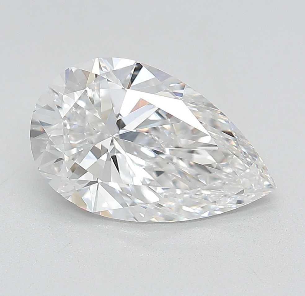 Loose Lab Diamond - IGI Pear 2.49ct E VVS2: Loose Lab Diamond - IGI Pear 2.49ct E VVS2 A rare and exceptional lab-grown diamond, this 2.49ct IGI-certified pear-cut gem boasts an impressive E color grading, VVS2 clarity, and EX polish and symmet