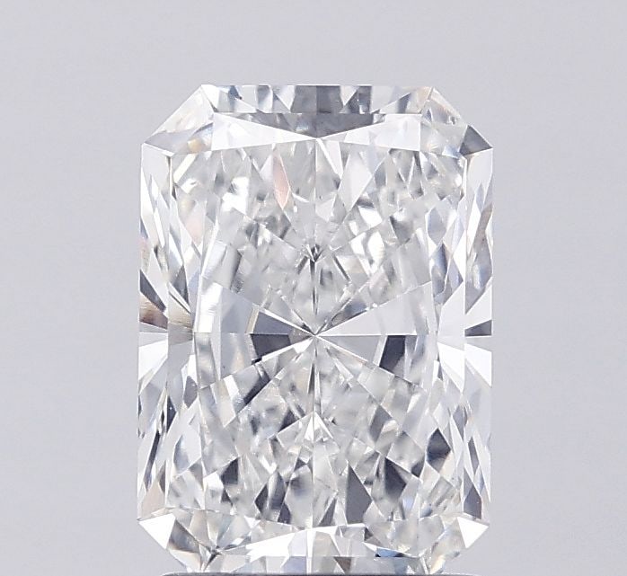 IGI Radiant 2.01ct E VVS2 Loose Lab Diamond: IGI Radiant 2.01ct E VVS2 Loose Lab Diamond Experience the brilliance of nature, without the environmental impact, with this stunning IGI Radiant 2.01ct E VVS2 Loose Lab Diamond. Grown in a lab, not
