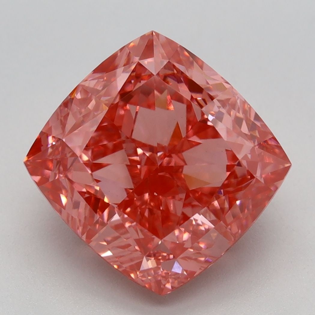 IGI Cushion Modified 4.25ct Fancy Vivid Pink VVS2 Loose Lab Diamond: IGI Cushion Modified 4.25ct Fancy Vivid Pink VVS2 Loose Lab Diamond Experience the rare beauty of a Fancy Vivid Pink diamond, one of the most coveted colors in the world of gemstones. This exquisite 4