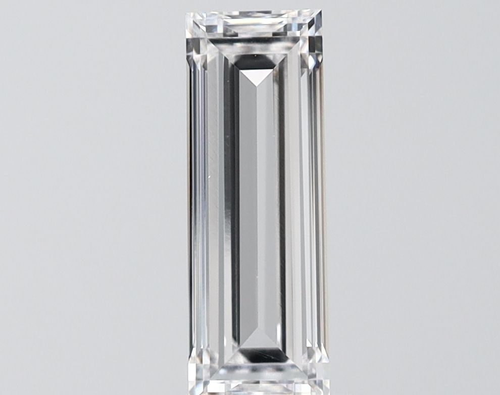 IGI Baguette 1.5ct D VVS1 Loose Lab Diamond: IGI Baguette 1.5ct D VVS1 Loose Lab Diamond Experience the brilliance of a lab-grown diamond, certified by IGI as D color and VVS1 clarity, with exceptional cut, polish, and symmetry. This stunning 1.