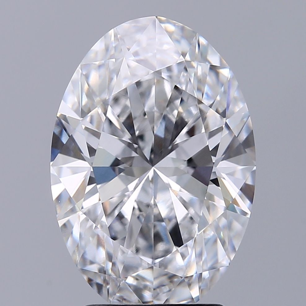 IGI Oval 2.71ct D VVS2 Diamond, Loose: IGI Oval 2.71ct D VVS2 Diamond, Loose Experience the exceptional beauty of this lab-grown IGI Oval diamond, boasting an impressive 2.71 carats and exceptional clarity with a VVS2 grade. Its color is a