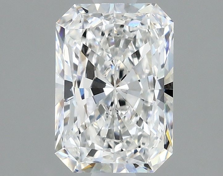 IGI Radiant 1.47ct D VVS2 Loose Lab Diamond: IGI Radiant 1.47ct D VVS2 Loose Lab Diamond Experience the brilliance of a truly unique diamond, grown in a lab with precision and care. This stunning 1.47ct IGI Radiant cut D VVS2 loose lab diamond b