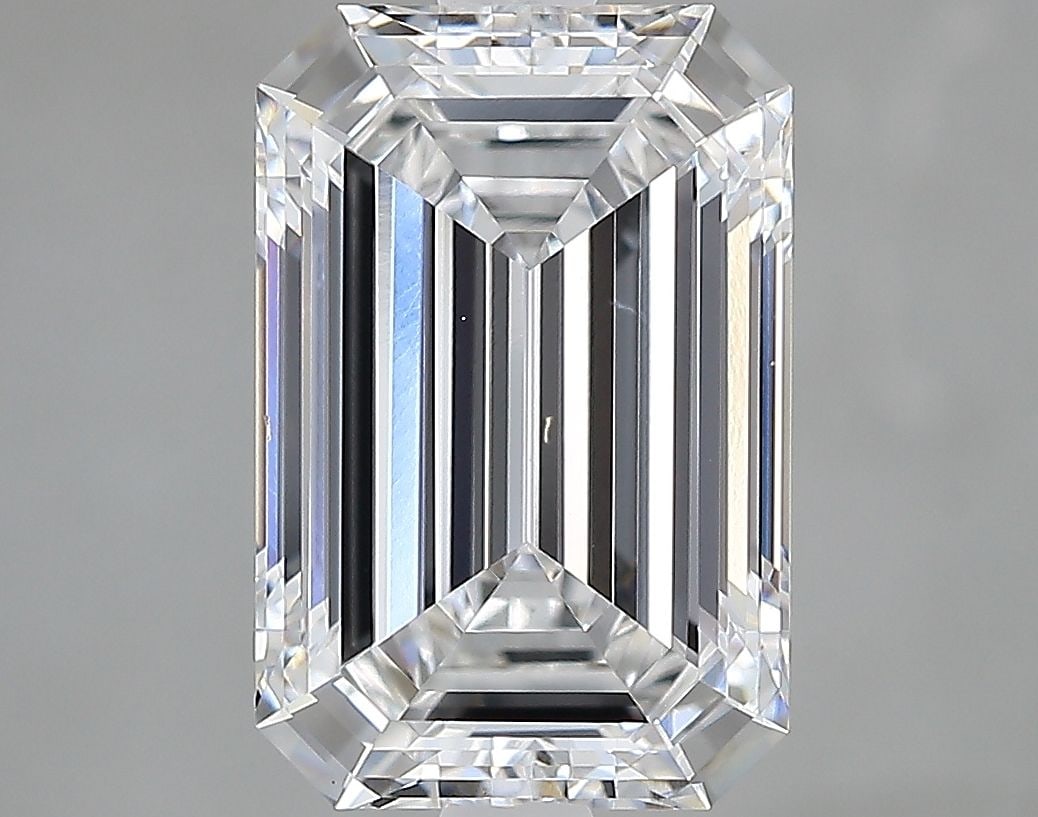 Loose Lab Diamond - IGI Emerald 2.72ct E VVS2: Loose Lab Diamond - IGI Emerald 2.72ct E VVS2 Experience the beauty of a lab-grown diamond, certified by the International Gemological Institute (IGI) as an E color, VVS2 clarity, and EX polish and sy