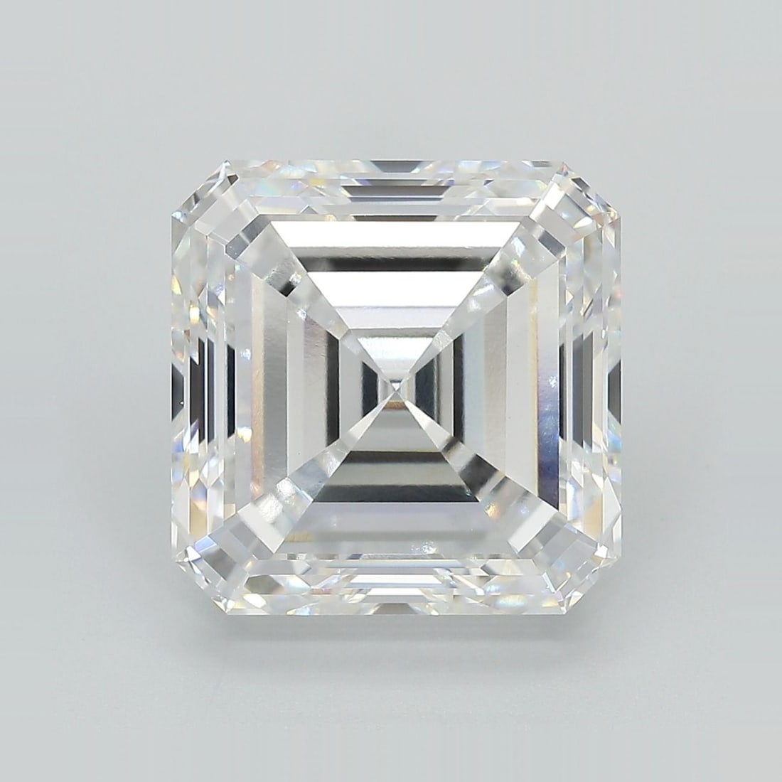 Loose Lab Diamond - IGI Asscher 10.53ct F VVS2: Loose Lab Diamond - IGI Asscher 10.53ct F VVS2 A rare and exceptional lab-grown diamond, certified by the International Gemological Institute (IGI), boasts an impressive 10.53 carats of flawless beaut