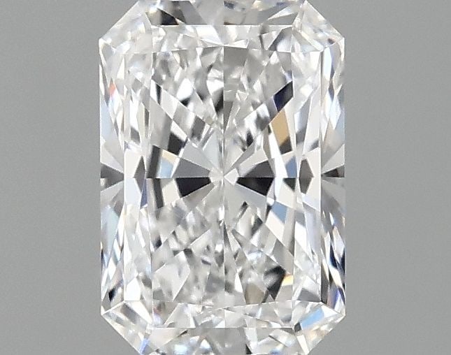 IGI Radiant 1.08ct D VVS2 Loose Lab Diamond: IGI Radiant 1.08ct D VVS2 Loose Lab Diamond Experience the brilliance of nature, without the environmental impact, with this exceptional 1.08ct IGI Radiant cut lab diamond. Certified VVS2 clarity and