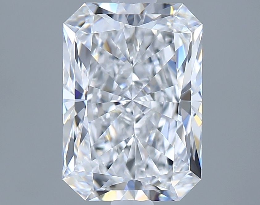 IGI Radiant 1.81ct D VVS1 Loose Lab Diamond: IGI Radiant 1.81ct D VVS1 Loose Lab Diamond Experience the brilliance of nature, without the environmental impact. This exquisite IGI Radiant 1.81ct D VVS1 loose lab diamond boasts exceptional clarity