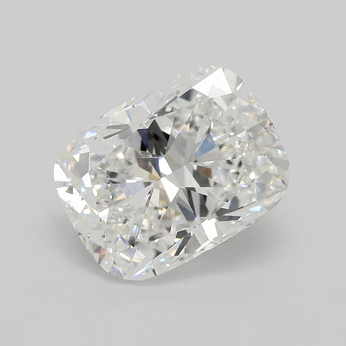 Loose Lab Diamond - IGI Cushion Modified 8.04ct E VVS2: Loose Lab Diamond - IGI Cushion Modified 8.04ct E VVS2 Experience the unparalleled brilliance of a lab-grown diamond, certified by the International Gemological Institute (IGI) as an exceptional 8.04c