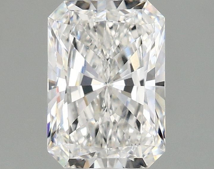 IGI Radiant 1.57ct D VVS1 Loose Lab Diamond: IGI Radiant 1.57ct D VVS1 Loose Lab Diamond Experience the brilliance of nature, without the environmental impact, with this stunning IGI Radiant 1.57ct D VVS1 loose lab diamond. Grown in a