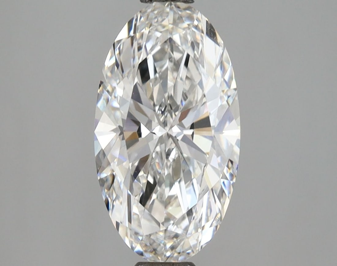 IGI Oval 2.35ct E VVS2 Loose Lab Diamond: IGI Oval 2.35ct E VVS2 Loose Lab Diamond A rare opportunity to own a truly unique gem, this 2.35ct IGI Oval lab diamond boasts exceptional clarity (VVS2) and color (E), with a flawless cut and polish