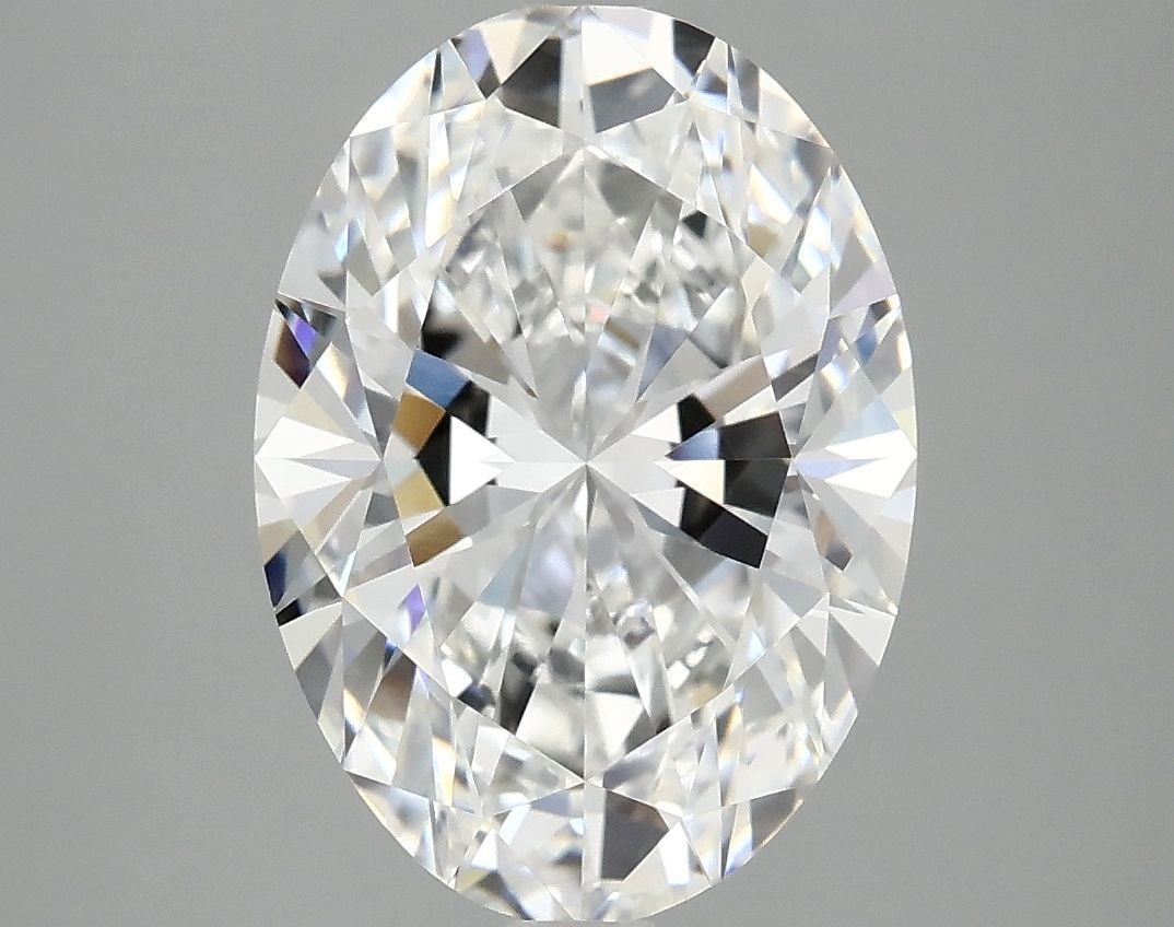 IGI Oval 4.06ct E VVS2 Loose Lab Diamond: IGI Oval 4.06ct E VVS2 Loose Lab Diamond Experience the brilliance of a lab-grown diamond, certified by IGI as an exceptional 4.06ct E VVS2 Oval cut gemstone. Its EX polish and symmetry showcase its f