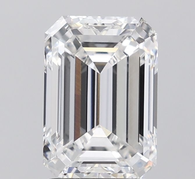 IGI Emerald 3.01ct E VVS2 Loose Lab Diamond: IGI Emerald 3.01ct E VVS2 Loose Lab Diamond A rare opportunity to own a stunning lab-grown emerald-cut diamond, certified by the International Gemological Institute (IGI) as VVS2 clarity and