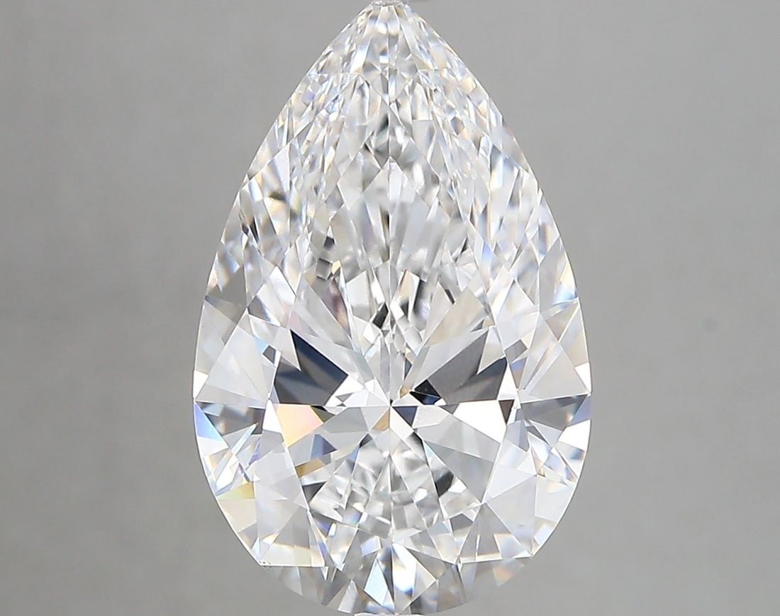 Loose Lab Diamond - IGI Pear 5.02ct D VVS2: Loose Lab Diamond - IGI Pear 5.02ct D VVS2 A rare and exceptional lab-grown diamond, this IGI-certified pear-cut gem boasts an impressive 5.02 carats of flawless VVS2 clarity and a dazzling D color