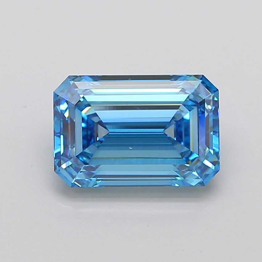 Loose Lab Diamond - IGI Emerald 5.12ct Fancy Vivid Blue VVS2: Loose Lab Diamond - IGI Emerald 5.12ct Fancy Vivid Blue VVS2 Experience the breathtaking beauty of a lab-grown diamond, certified by IGI as an Emerald 5.12ct Fancy Vivid Blue VVS2. This stunning gem b