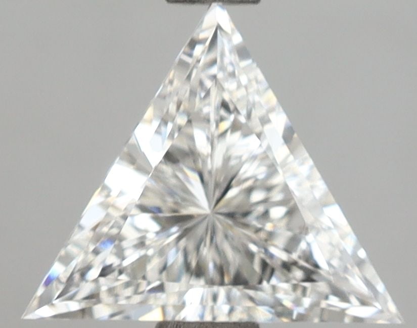 Loose Lab Diamond - IGI Triangular 1.59ct E VVS2: Loose Lab Diamond - IGI Triangular 1.59ct E VVS2 Experience the brilliance of a lab-grown diamond, certified by the International Gemological Institute (IGI) as a high-quality 1.59ct E VVS2, boasting