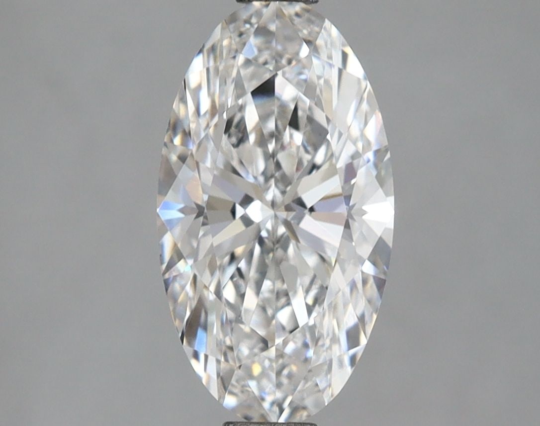 IGI Oval 2.01ct D VVS2 Loose Lab Diamond: IGI Oval 2.01ct D VVS2 Loose Lab Diamond Experience the brilliance of nature, without the environmental impact - this stunning IGI Oval 2.01ct D VVS2 Loose Lab Diamond is a rare find, boasting