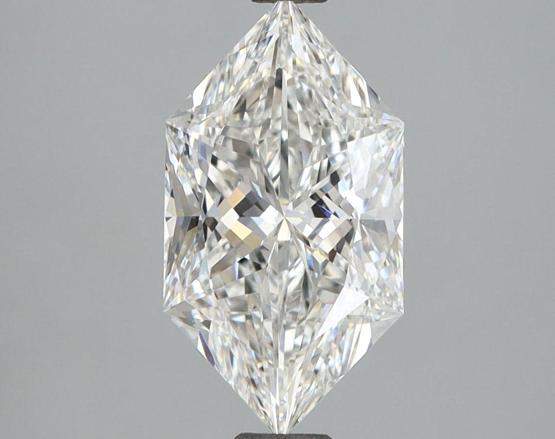 IGI Hexagonal 2.3ct F VVS2 Loose Lab Diamond: IGI Hexagonal 2.3ct F VVS2 Loose Lab Diamond Experience the brilliance of a lab-grown diamond, certified by IGI as F color, VVS2 clarity, and EX polish, making it a true gem for those seeking exceptio