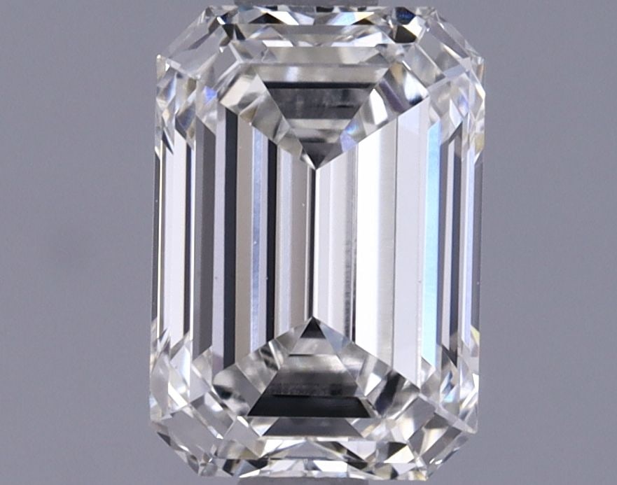 Loose Lab Diamond - IGI Emerald 1.12ct G VVS2: Loose Lab Diamond - IGI Emerald 1.12ct G VVS2 A rare and exceptional lab-grown diamond, certified by the International Gemological Institute (IGI), boasts a vibrant G color and flawless VVS2 clarity,