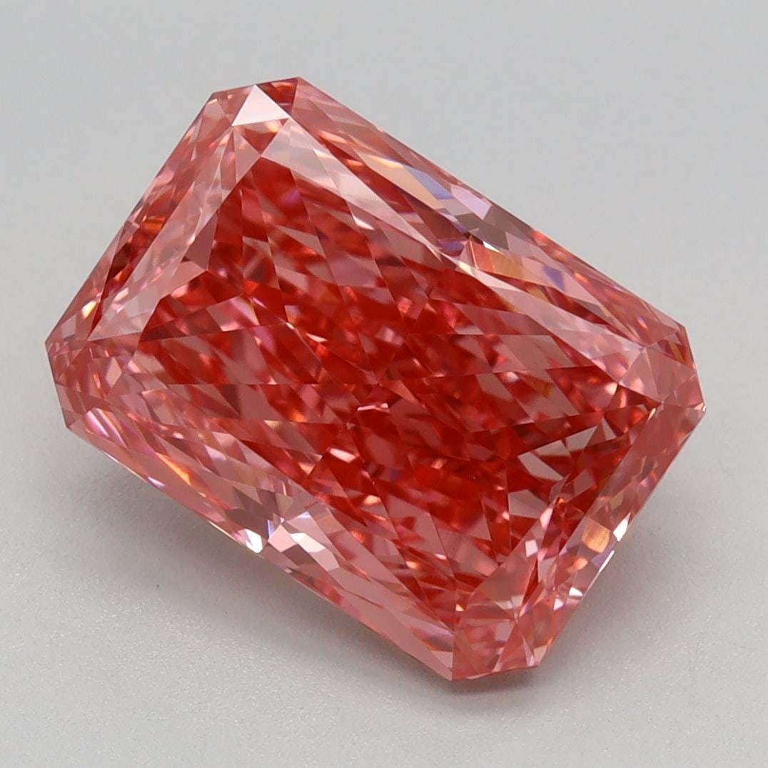IGI Radiant 3.07ct Fancy Vivid Pink VVS2 Loose Lab Diamond: IGI Radiant 3.07ct Fancy Vivid Pink VVS2 Loose Lab Diamond Experience the rare beauty of a Fancy Vivid Pink diamond, one of the most coveted colors in the world of gemstones. This stunning 3.07ct lab-