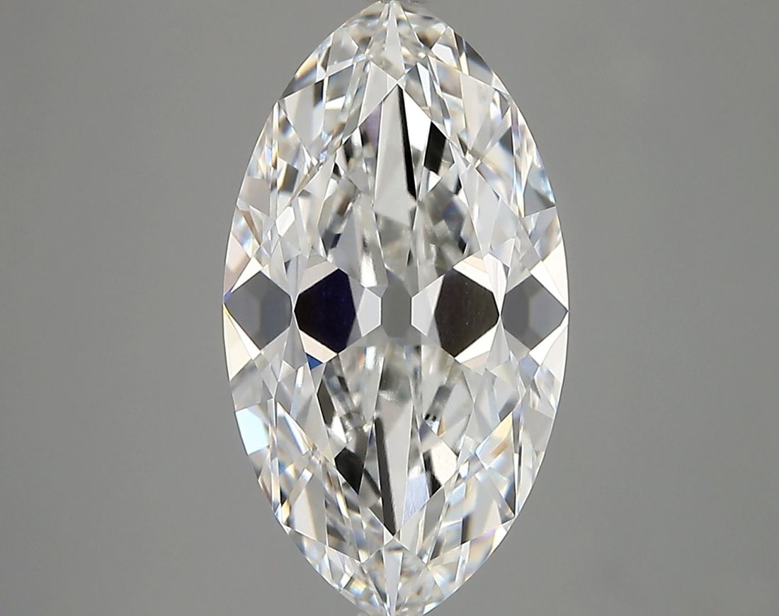 IGI Oval 4.35ct E VVS1 Loose Lab Diamond: IGI Oval 4.35ct E VVS1 Loose Lab Diamond Experience the beauty of a lab-grown diamond, certified by IGI as an exceptional 4.35ct E VVS1 Oval cut gemstone, boasting EX polish, symmetry, and clarity.