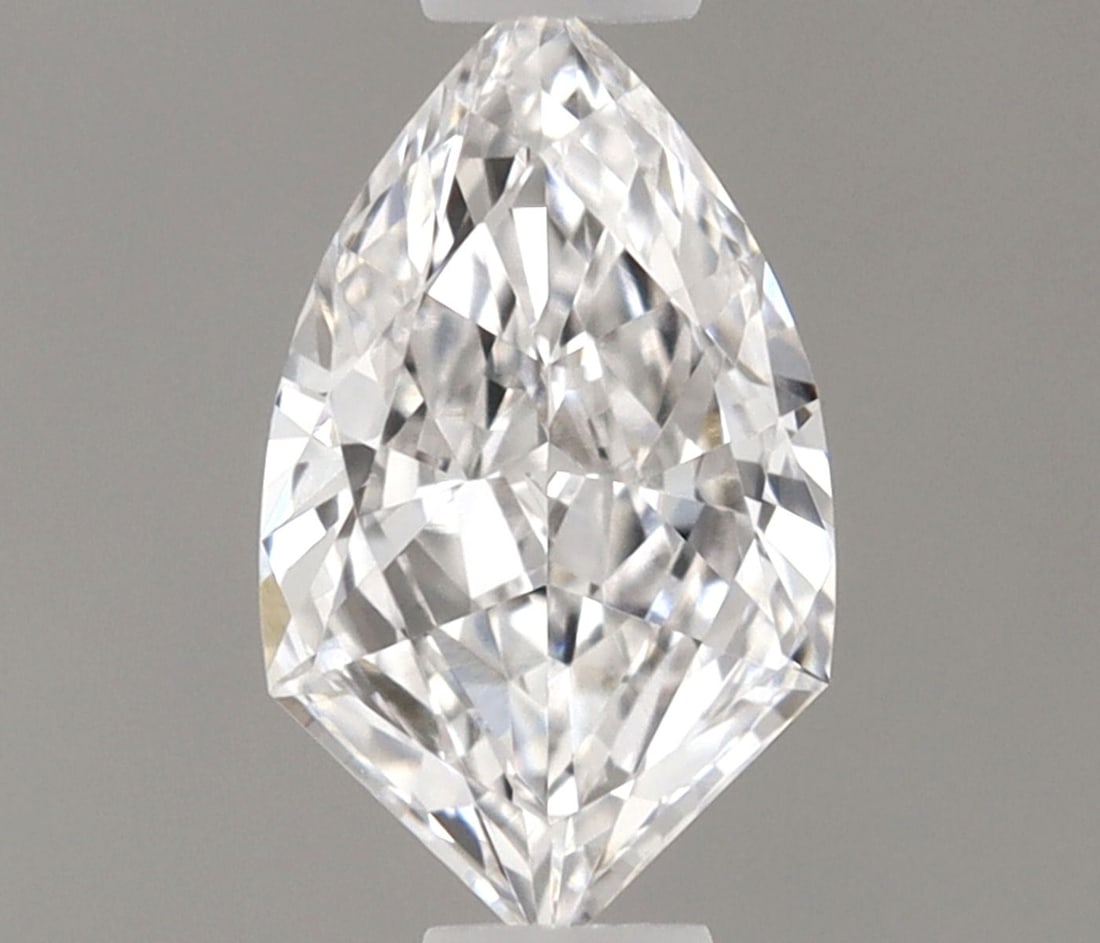 0.25ct E VVS2 Loose Lab Diamond: 0.25ct E VVS2 Loose Lab Diamond Experience the brilliance of a lab-grown diamond, certified as E color and VVS2 clarity, with exceptional cut and polish. This 0.25ct stone boasts impressive symmetry a