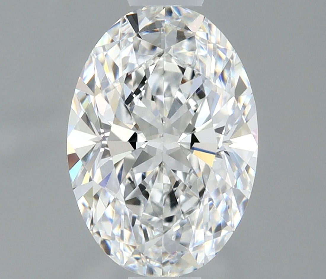 Loose Lab Diamond - Oval 0.84ct D VVS1: Loose Lab Diamond - Oval 0.84ct D VVS1 Experience the brilliance of nature, minus the environmental impact, with this stunning oval-cut lab diamond. Certified as VVS1, its exceptional clarity and colo