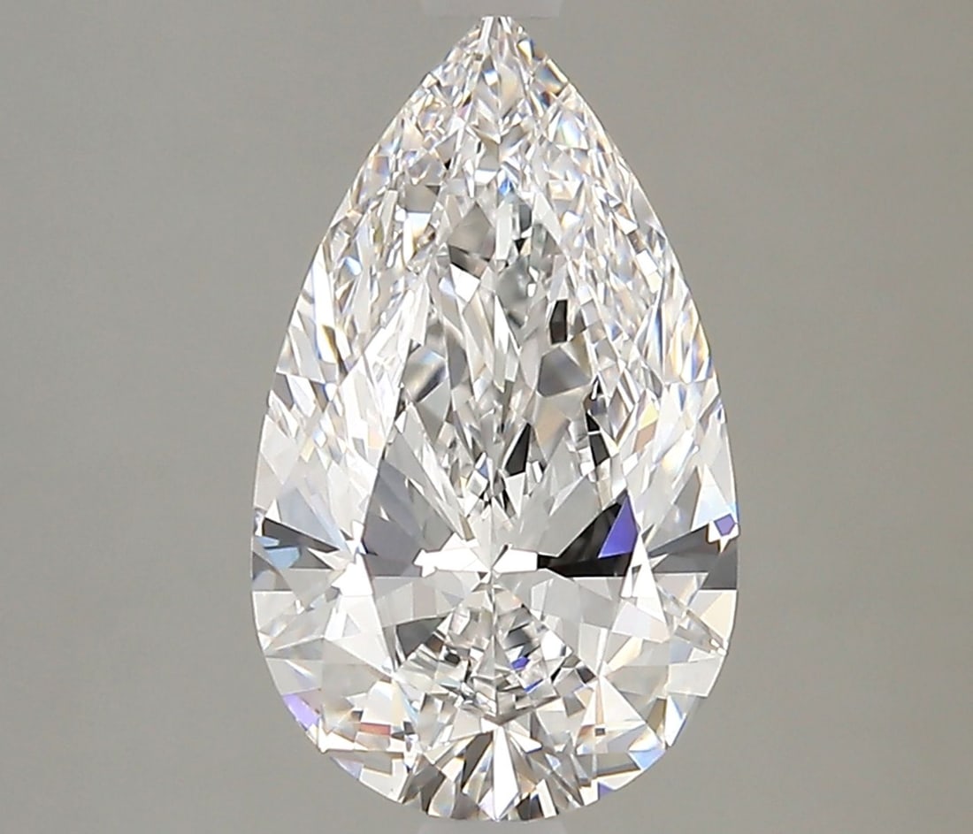 Loose Lab Diamond - GIA Pear 2.12ct D VVS2: Loose Lab Diamond - GIA Pear 2.12ct D VVS2 Experience the exceptional quality of a lab-grown diamond, certified by the prestigious GIA as a D color, VVS2 clarity, and boasting an impressive 2.12 carat