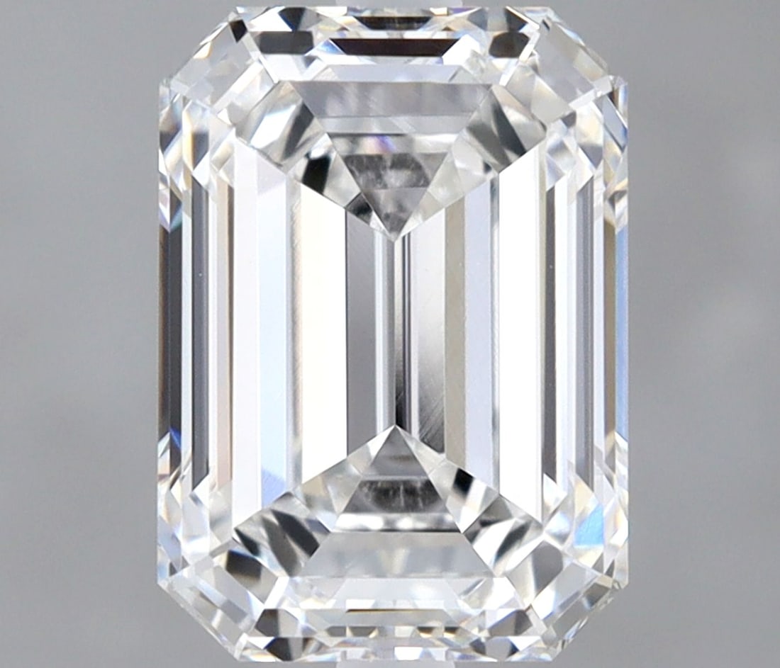 IGI Emerald 1.59ct D VVS1 Loose Lab Diamond: IGI Emerald 1.59ct D VVS1 Loose Lab Diamond Experience the exceptional brilliance of our IGI Emerald 1.59ct D VVS1 Loose Lab Diamond, boasting an impressive color grade and flawless clarity. This lab-