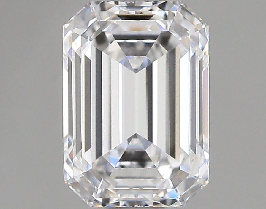 Loose Lab Diamond - IGI Emerald 1.01ct D VVS2: Loose Lab Diamond - IGI Emerald 1.01ct D VVS2 Experience the unparalleled brilliance of a lab-grown diamond, certified by IGI as a stunning 1.01ct D VVS2 emerald cut gemstone. Its exceptional clarity