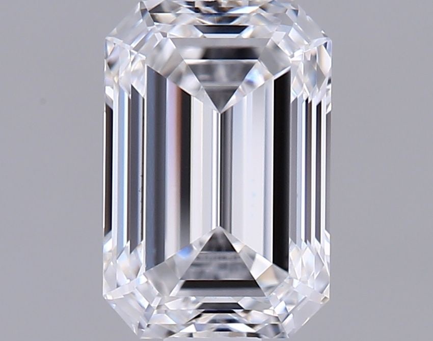 Loose Lab Diamond - IGI Emerald 0.86ct D IF: Loose Lab Diamond - IGI Emerald 0.86ct D IF Experience the unparalleled brilliance of a lab-grown diamond, certified by IGI as an Emerald 0.86ct D IF, boasting exceptional color (D), clarity (IF), and