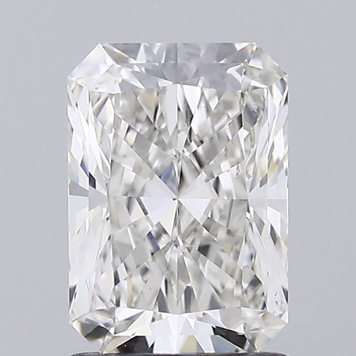 IGI Radiant 1.59ct G VVS2 Loose Lab Diamond: IGI Radiant 1.59ct G VVS2 Loose Lab Diamond Experience the brilliance of nature, without the environmental impact - this stunning IGI Radiant 1.59ct G VVS2 Loose Lab Diamond is a true marvel of modern