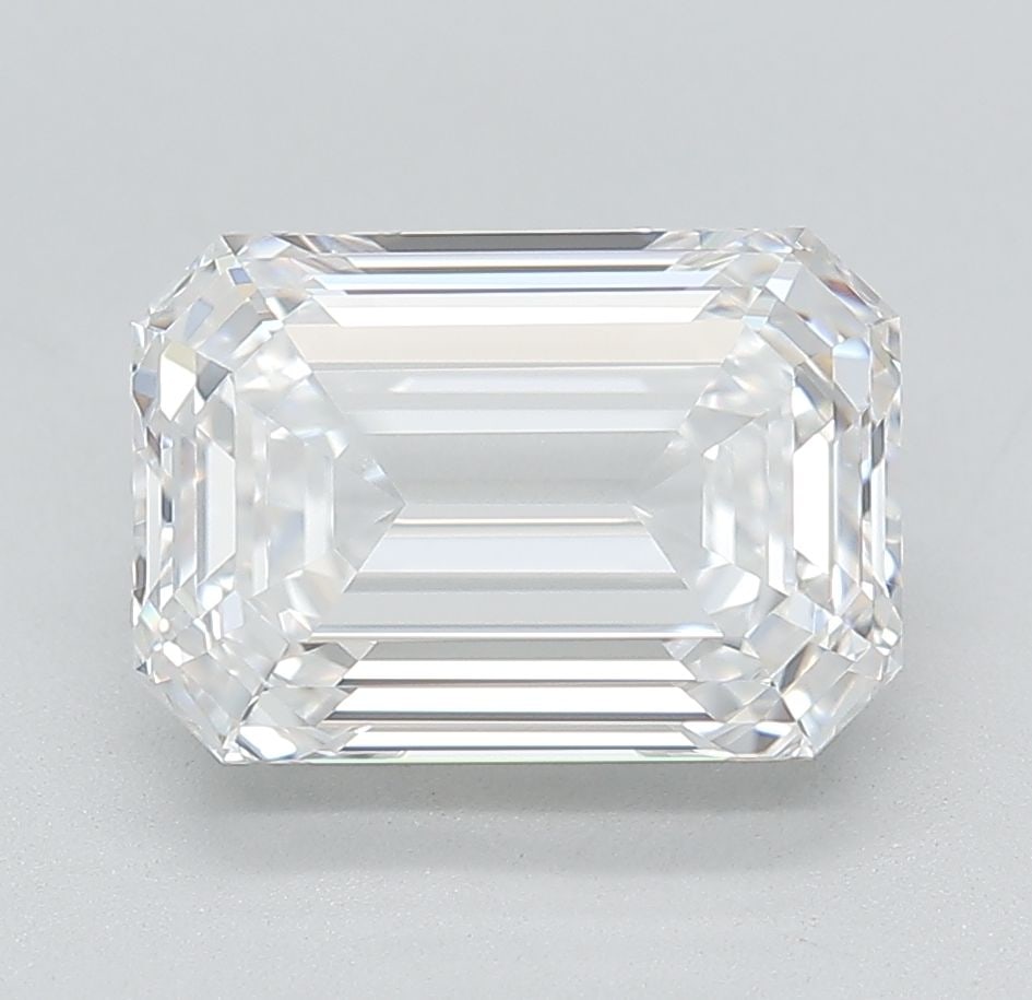 Loose Lab Diamond - IGI Emerald 3.61ct D IF: Loose Lab Diamond - IGI Emerald 3.61ct D IF Experience the exceptional beauty of a lab-grown diamond, certified by IGI as an Emerald 3.61ct D IF, boasting exceptional clarity and color. This stunning