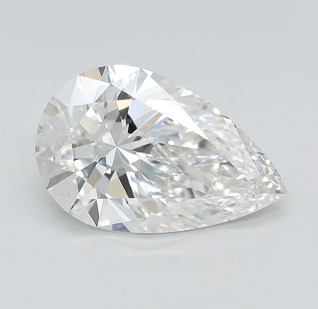 Loose Lab Diamond - IGI Pear 5.01ct E VVS2: Loose Lab Diamond - IGI Pear 5.01ct E VVS2 A stunning lab-grown diamond, certified by the International Gemological Institute (IGI), boasts exceptional clarity and color. This 5.01ct pear-shaped gemst