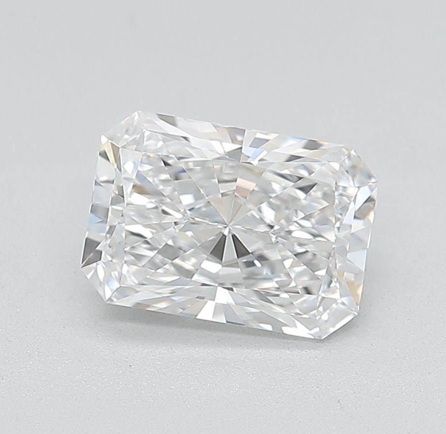 IGI Radiant 1.61ct D VVS2 Loose Lab Diamond: IGI Radiant 1.61ct D VVS2 Loose Lab Diamond Experience the unparalleled brilliance of a lab-grown diamond, certified by IGI as a stunning 1.61ct D VVS2, boasting exceptional cut, color, and clarity. T