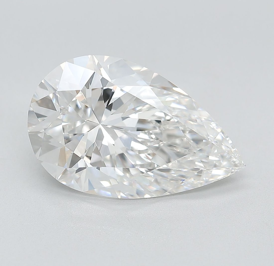 Loose Lab Diamond - IGI Pear 6.04ct E VVS2: Loose Lab Diamond - IGI Pear 6.04ct E VVS2 Experience the unparalleled brilliance of a lab-grown diamond, certified by IGI as a stunning 6.04ct pear-cut gemstone with exceptional clarity (VVS2) and co