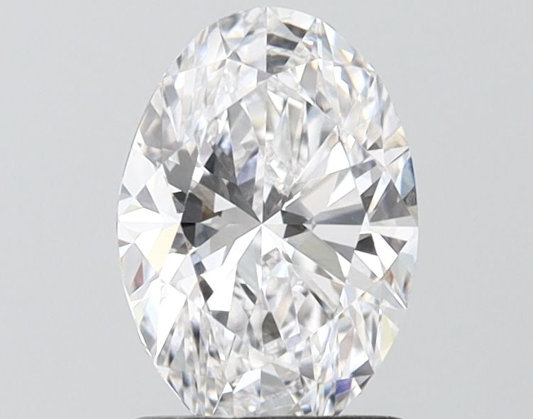 IGI Oval 1.38ct D VVS2 Diamond: IGI Oval 1.38ct D VVS2 Diamond Experience the brilliance of a lab-grown diamond, certified by IGI as VVS2 clarity and boasting exceptional cut, color, and polish. This stunning 1.38ct oval gemstone sh