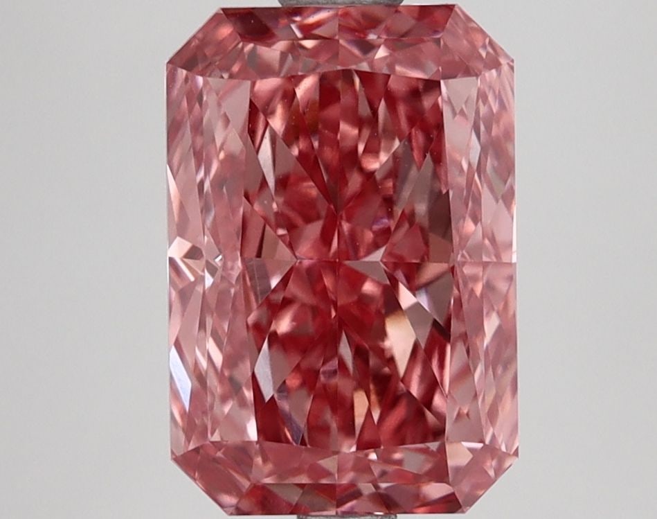 IGI Radiant 3.19ct Fancy Vivid Pink VVS2 Loose Lab Diamond: IGI Radiant 3.19ct Fancy Vivid Pink VVS2 Loose Lab Diamond Experience the breathtaking beauty of a lab-grown diamond, certified by IGI as Fancy Vivid Pink with exceptional clarity and cut. This stunni