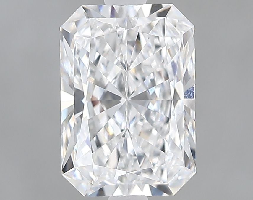Loose Lab Diamond - GIA Radiant 1.57ct E VVS1: Loose Lab Diamond - GIA Radiant 1.57ct E VVS1 Experience the exceptional brilliance of our GIA-certified, lab-grown diamond, boasting a stunning 1.57 carat Radiant cut with an impressive E color and V