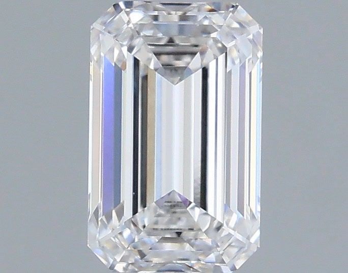 Loose Lab Diamond - IGI Emerald 1.0ct E VVS1: Loose Lab Diamond - IGI Emerald 1.0ct E VVS1 Experience the brilliance of nature, without the environmental impact. This exceptional 1.0ct lab-grown diamond boasts an impressive E color and VVS1 clari