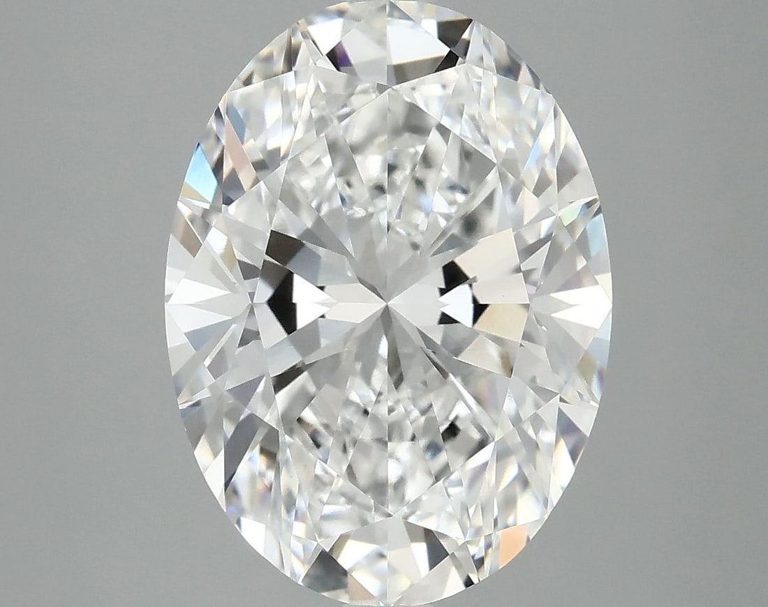 IGI Oval 5.01ct D VVS2 Loose Lab Diamond: IGI Oval 5.01ct D VVS2 Loose Lab Diamond A stunning IGI-certified oval lab diamond, weighing 5.01 carats and boasting exceptional clarity with a VVS2 grade, this rare gem shines with unparalleled bril