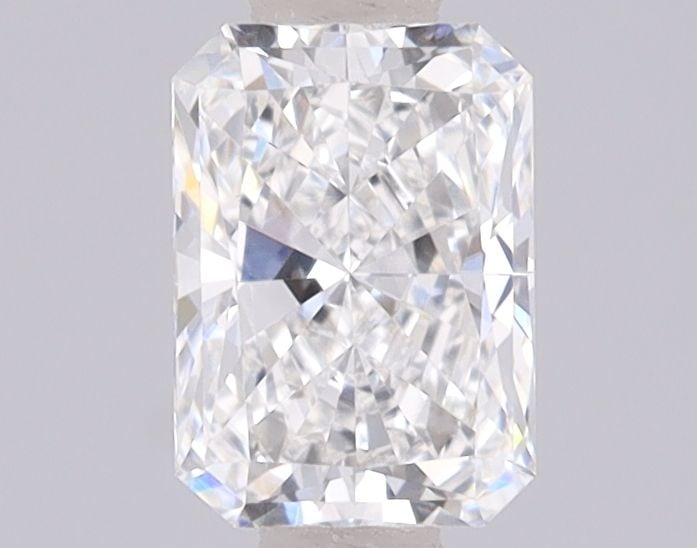 IGI Radiant 0.76ct E VVS2 Loose Lab Diamond: IGI Radiant 0.76ct E VVS2 Loose Lab Diamond Experience the brilliance of a lab-grown diamond, certified by IGI as a stunning 0.76ct E VVS2, boasting exceptional clarity and polish. This rare gemstone