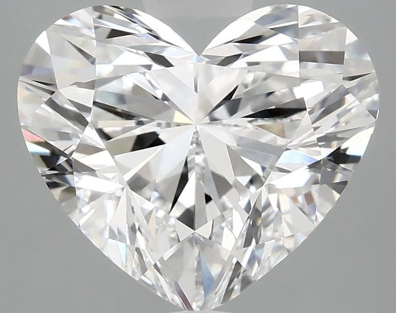 Loose Lab Diamond - IGI Heart 3.92ct D VVS2: Loose Lab Diamond - IGI Heart 3.92ct D VVS2 A stunning lab-grown diamond, certified by the International Gemological Institute (IGI), boasts exceptional clarity and color with a VVS2 grade and D color
