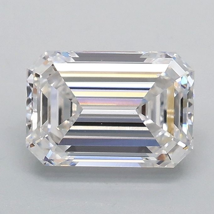 IGI Emerald 1.08ct E VVS2 Loose Lab Diamond: IGI Emerald 1.08ct E VVS2 Loose Lab Diamond A rare and exceptional laboratory-grown emerald-cut diamond, certified by the International Gemological Institute (IGI) as VVS2 clarity, boasts an impressiv