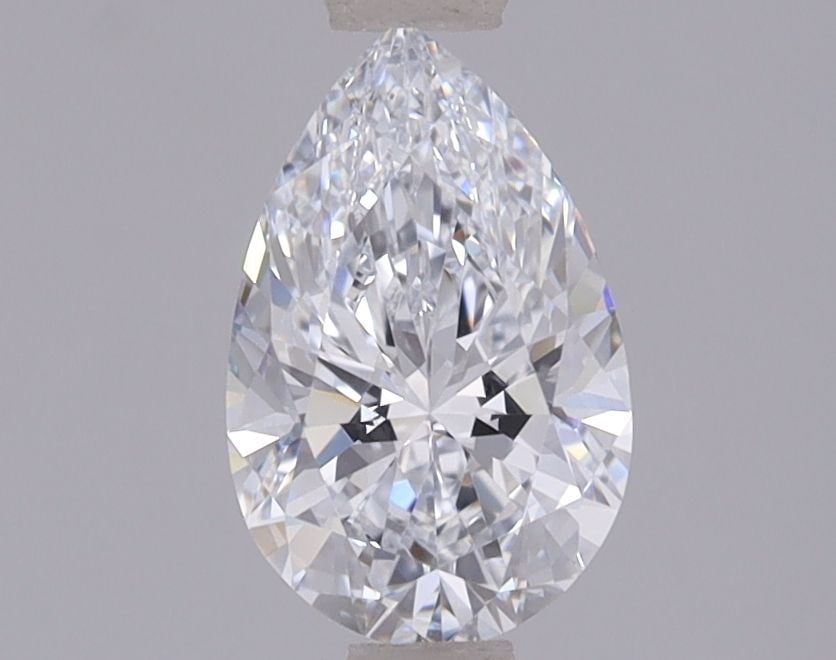Loose Lab Diamond - IGI Pear 1.01ct F VVS1: Loose Lab Diamond - IGI Pear 1.01ct F VVS1 Experience the brilliance of a genuine lab-grown diamond, certified by the International Gemological Institute (IGI) as a pear-shaped beauty with exceptional