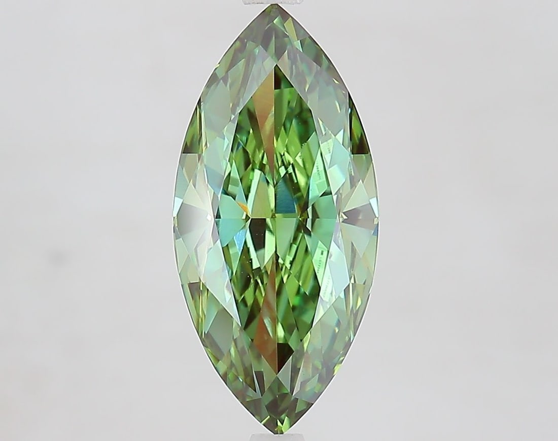 IGI Marquise 3.51ct Fancy Vivid Green VVS2 Loose Lab Diamond: IGI Marquise 3.51ct Fancy Vivid Green VVS2 Loose Lab Diamond Experience the rare beauty of a Fancy Vivid Green lab-grown diamond, certified by IGI and boasting exceptional clarity (VVS2) and polish (E